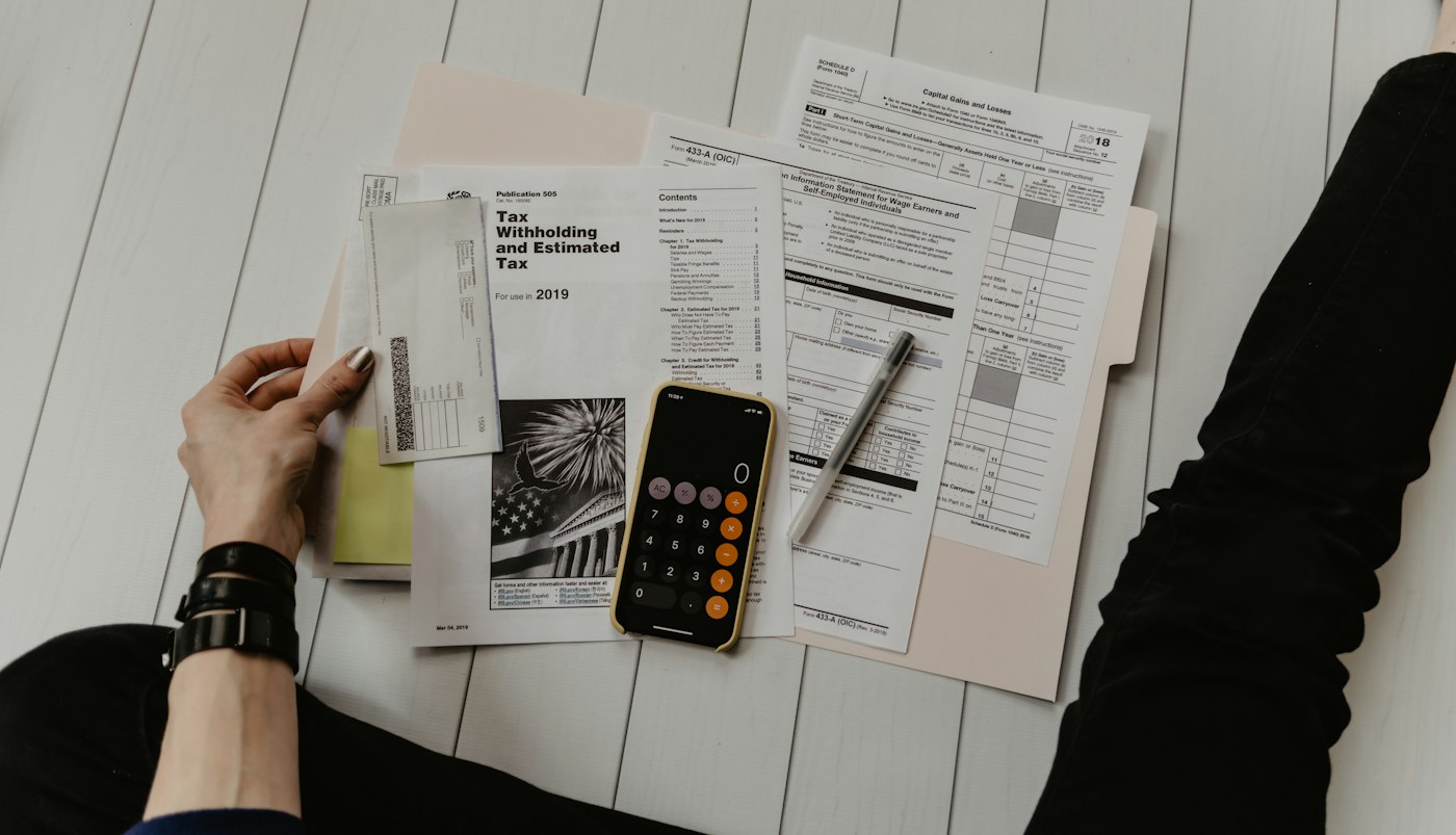 Budget calculator and cost planning